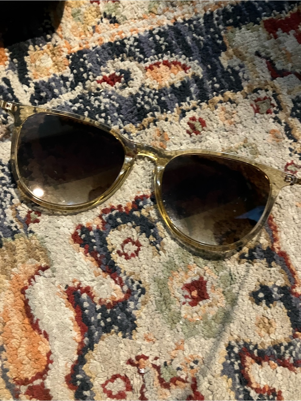 Ray-Ban Rb4171 Erika Sunglasses - Picture 5 of 9